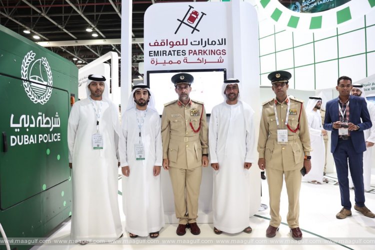 Al Marri visits Dubai Police Platform in GITEX Global 2022
